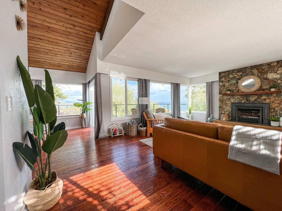 Sunrise Escape - Close To The Beach! Victoria Bagian luar foto